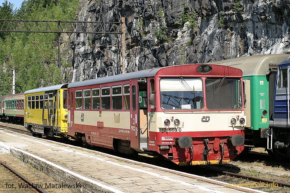 810-566 CD GW Train Szklarska Poręba